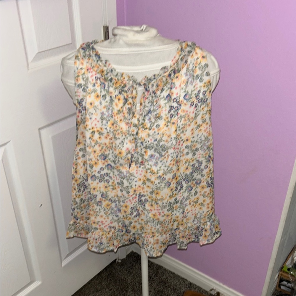 Riley & Rae Orange and Blue Ruffled Sleeveless Blouse